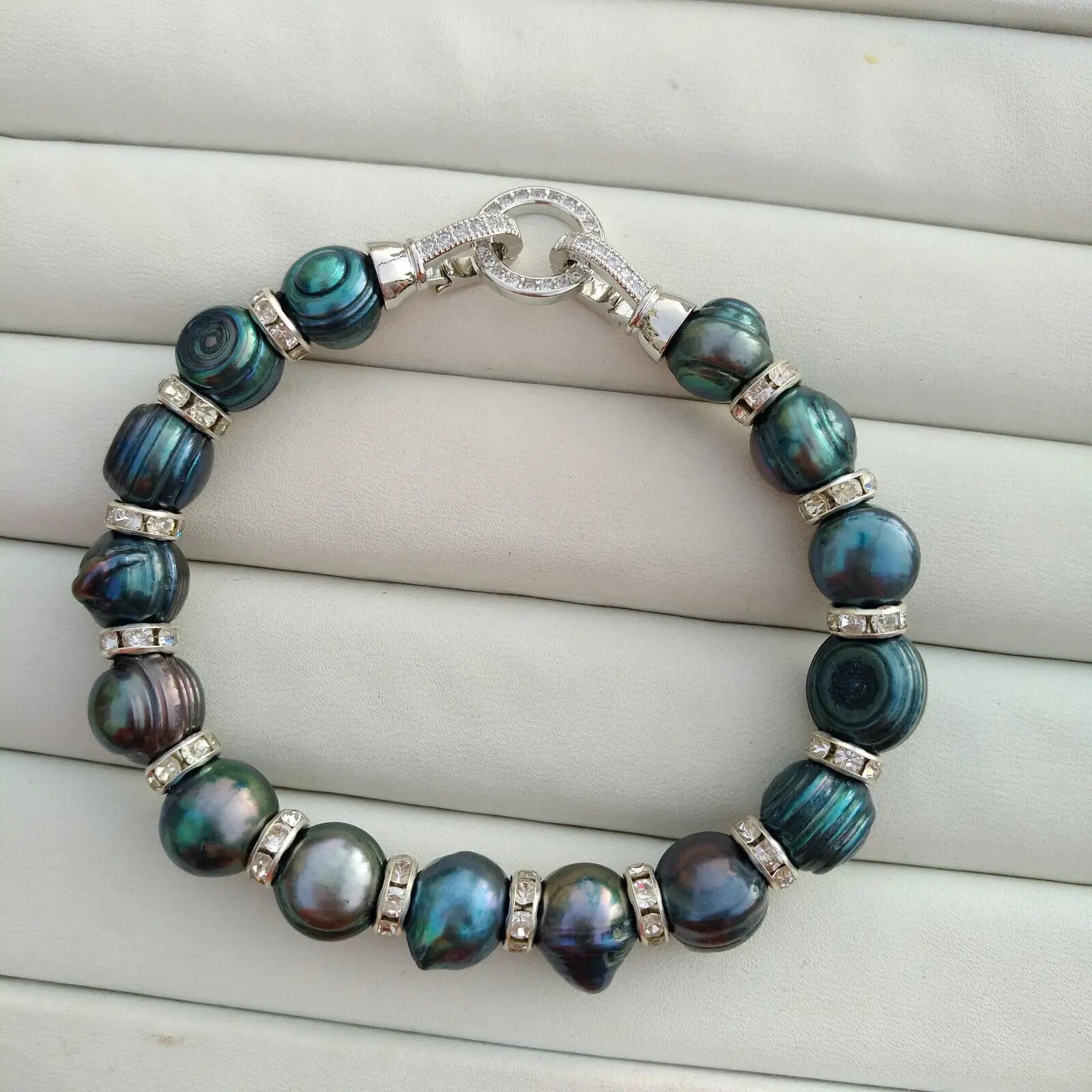 Bracelet en perles de Tahiti